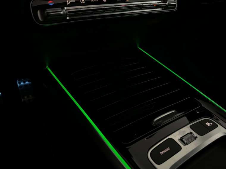 Vehicle Image 33