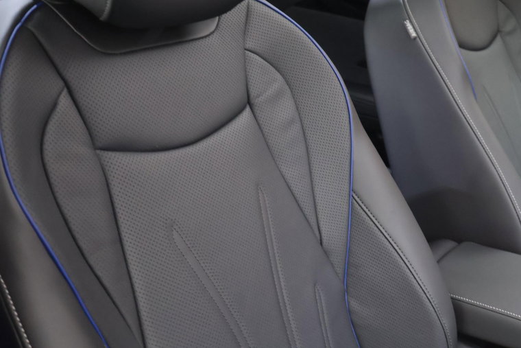 Vehicle Image 53