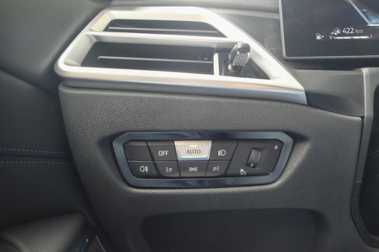 Vehicle Image 34