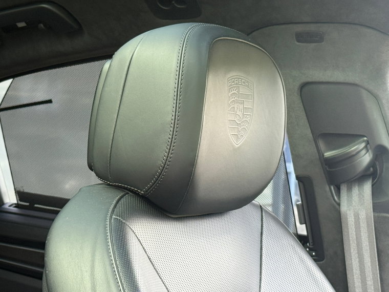 Vehicle Image 29