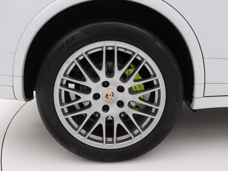 Vehicle Image 36