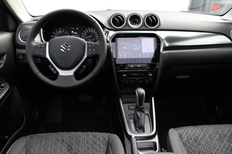 Vehicle Image 8