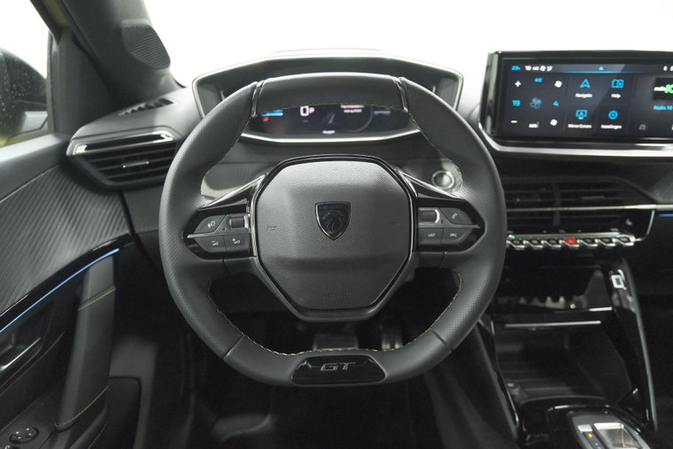 Vehicle Image 29