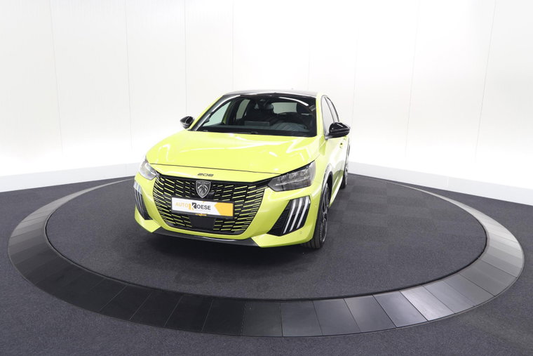 Vehicle Image 43