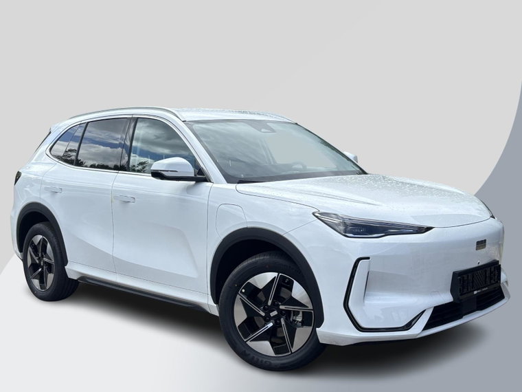 Geely E5