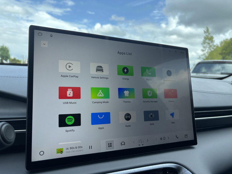 Vehicle Image 20