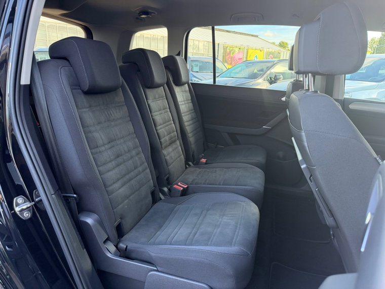 Vehicle Image 37
