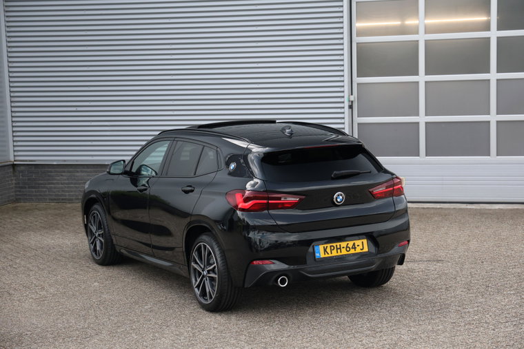 Vehicle Image 24