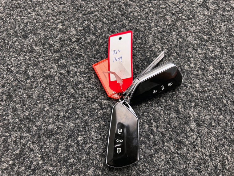Vehicle Image 32
