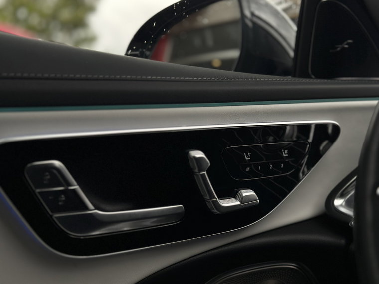 Vehicle Image 41
