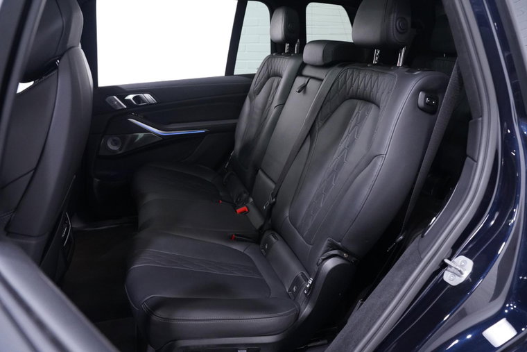 Vehicle Image 45