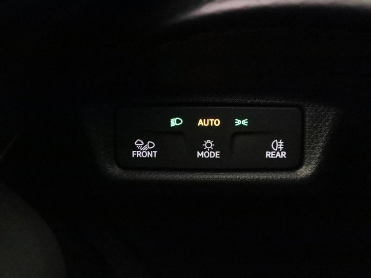 Vehicle Image 33