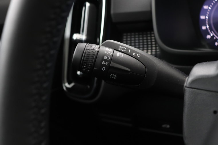 Vehicle Image 39