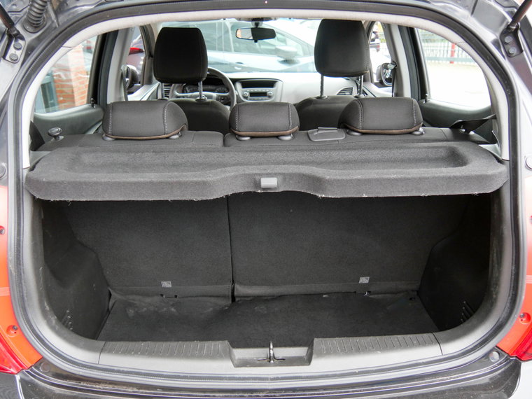 Vehicle Image 13