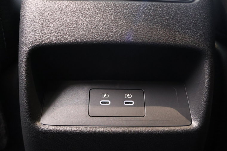 Vehicle Image 34