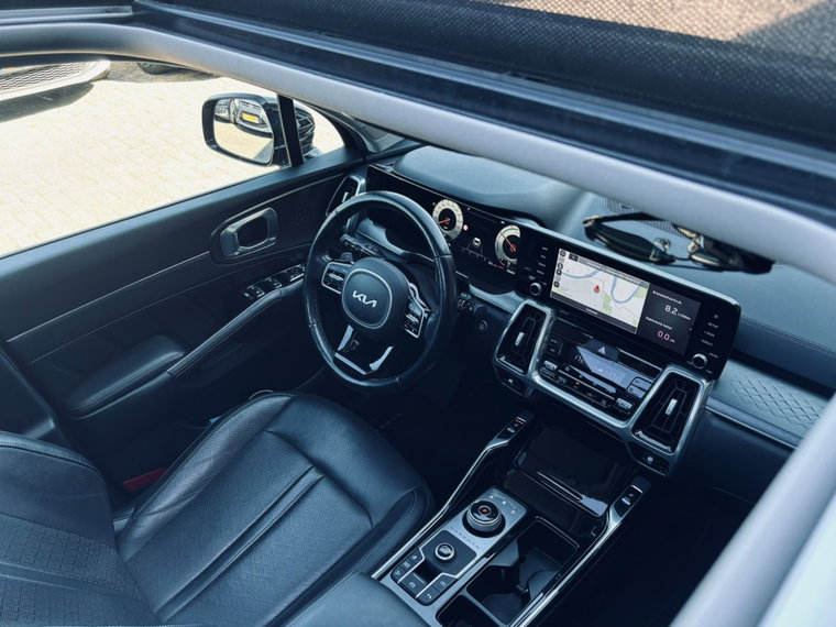 Vehicle Image 23