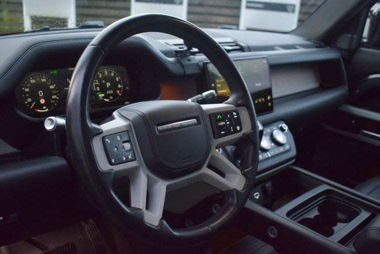 Vehicle Image 14