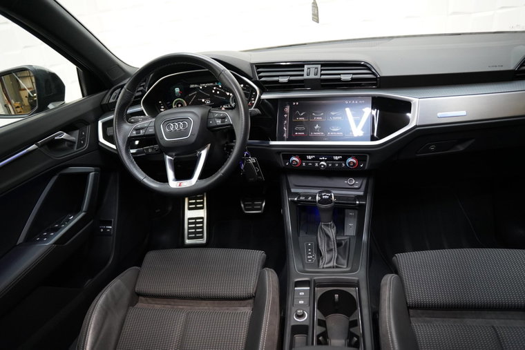Vehicle Image 39
