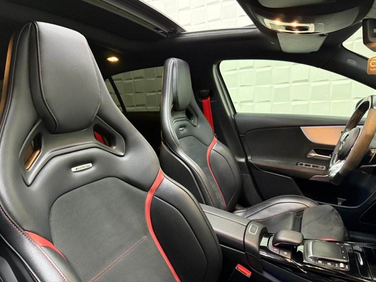 Vehicle Image 35