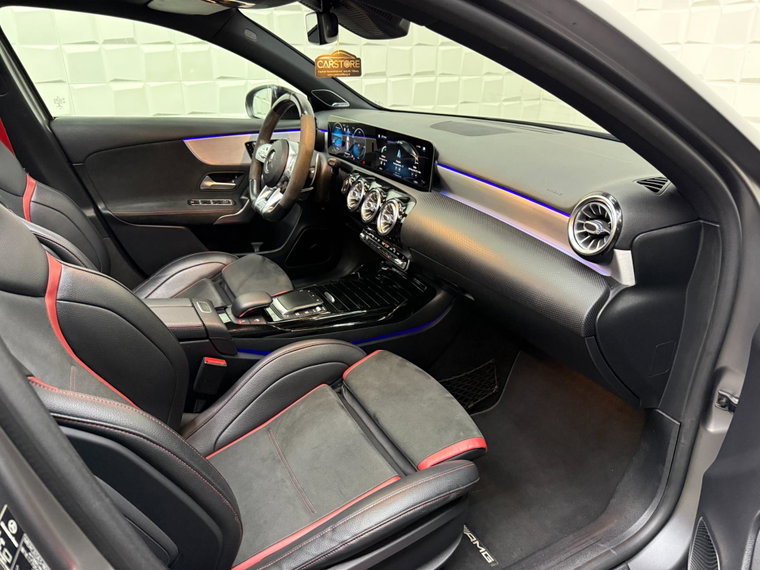 Vehicle Image 45