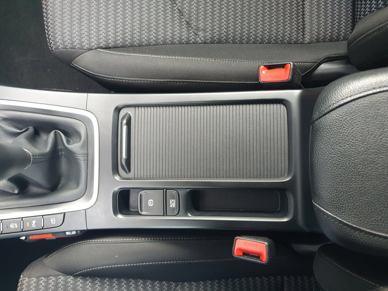 Vehicle Image 40