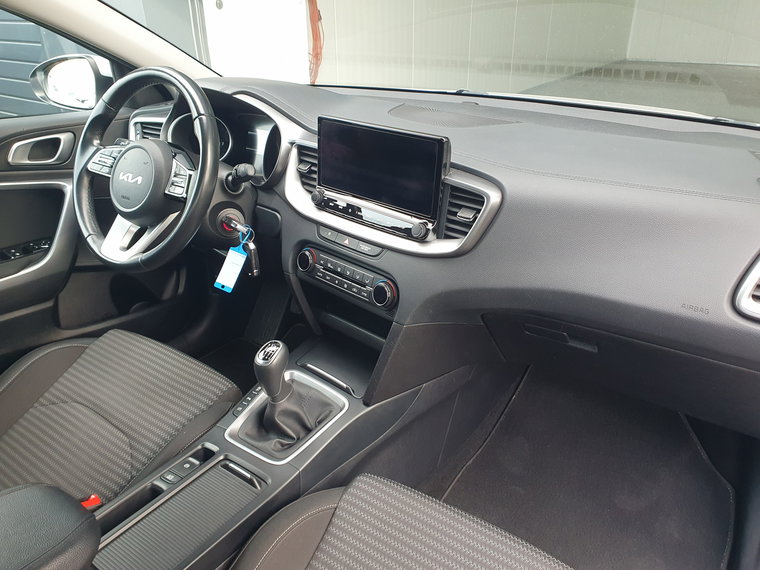 Vehicle Image 48