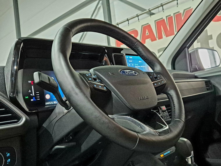 Vehicle Image 39