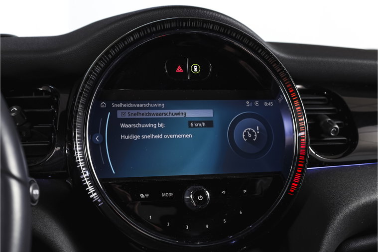 Vehicle Image 42
