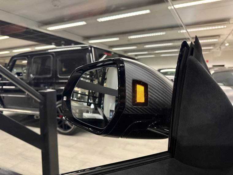 Vehicle Image 36