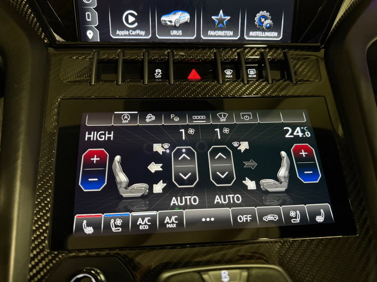 Vehicle Image 42