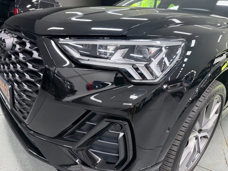 Vehicle Image 60