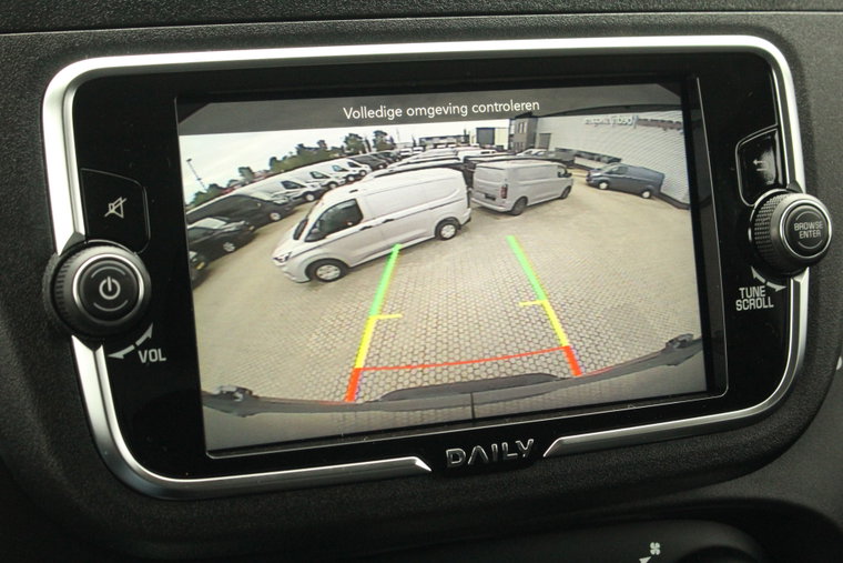 Vehicle Image 26