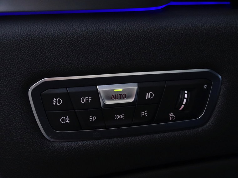 Vehicle Image 33