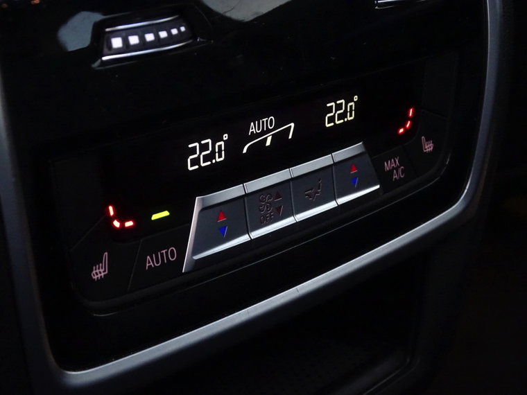 Vehicle Image 57