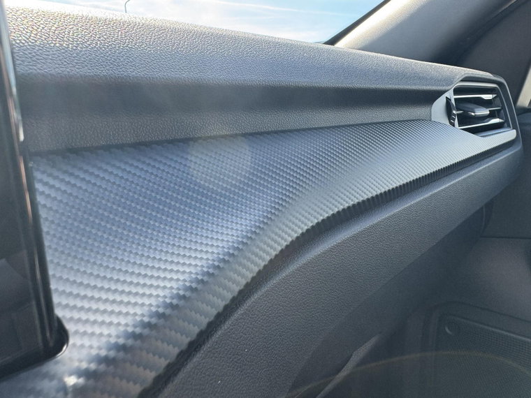 Vehicle Image 28
