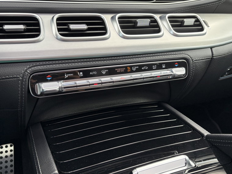 Vehicle Image 40