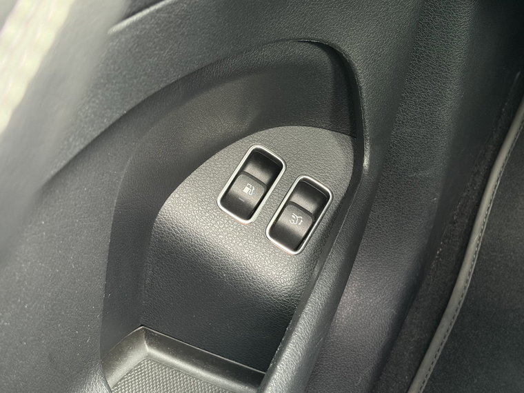 Vehicle Image 54