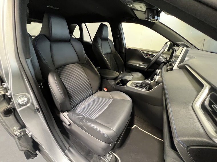 Vehicle Image 37