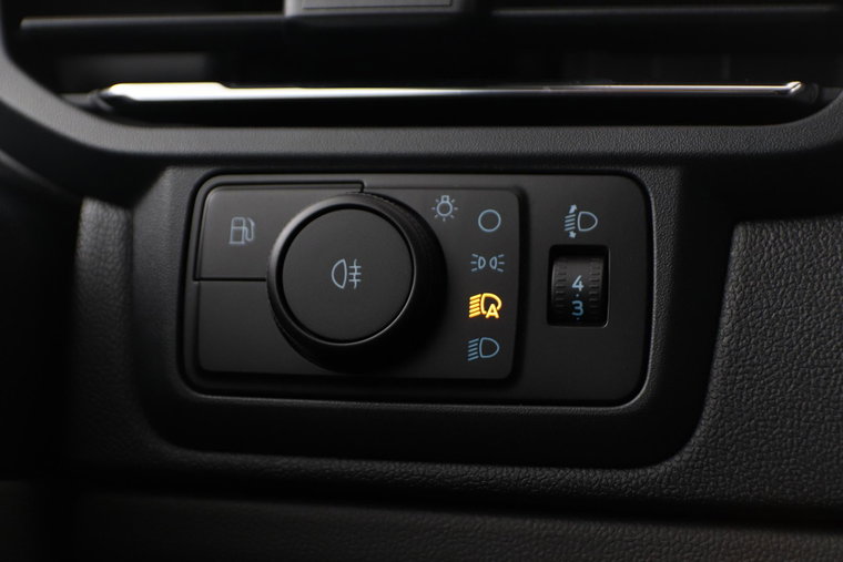 Vehicle Image 41