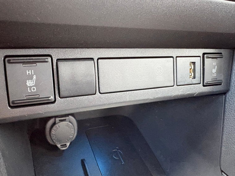 Vehicle Image 26