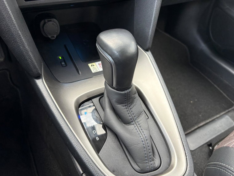 Vehicle Image 27