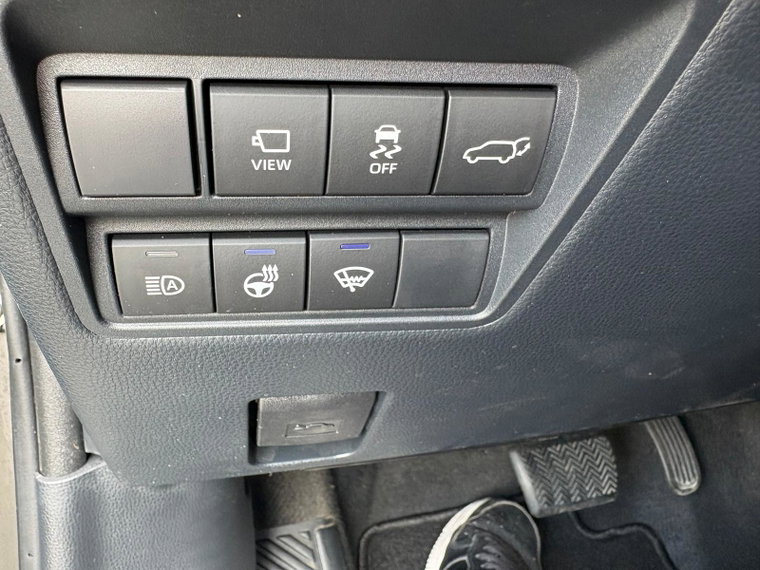Vehicle Image 29