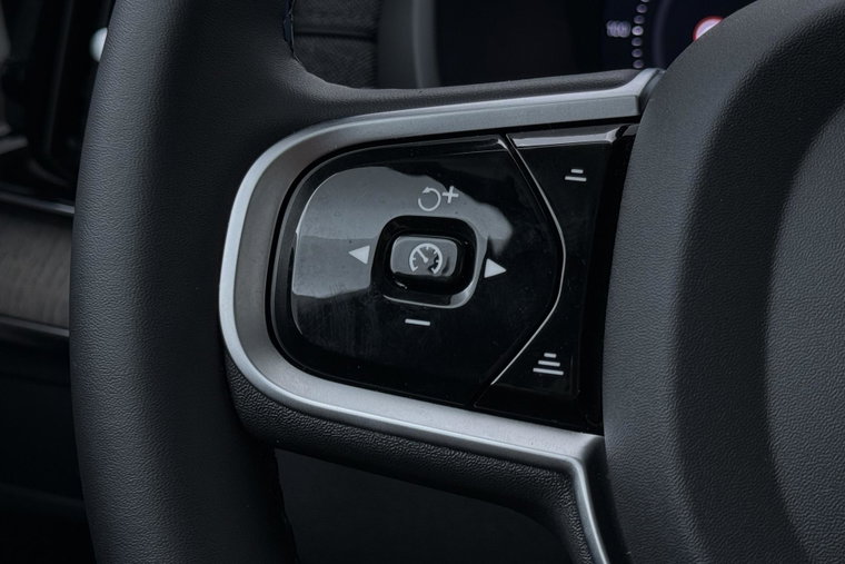 Vehicle Image 40