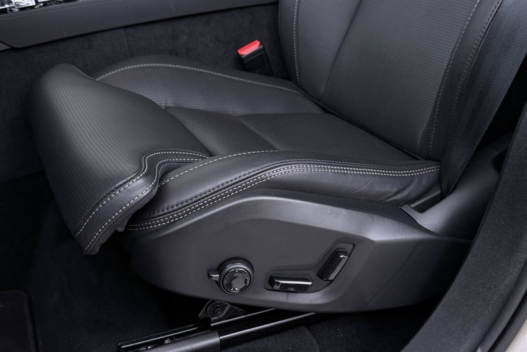 Vehicle Image 47