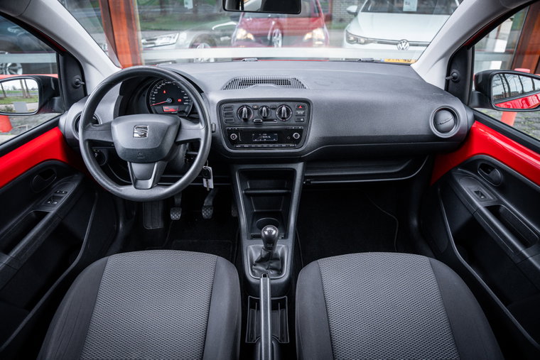 Vehicle Image 11