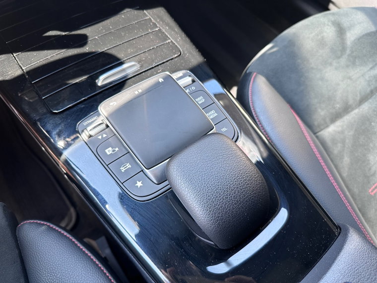 Vehicle Image 38