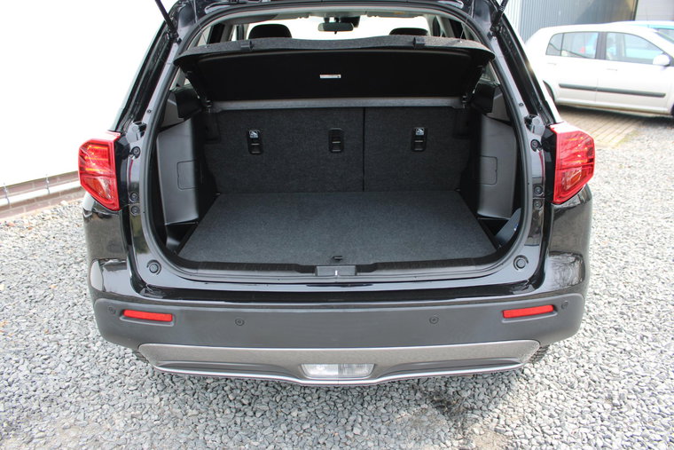 Vehicle Image 13