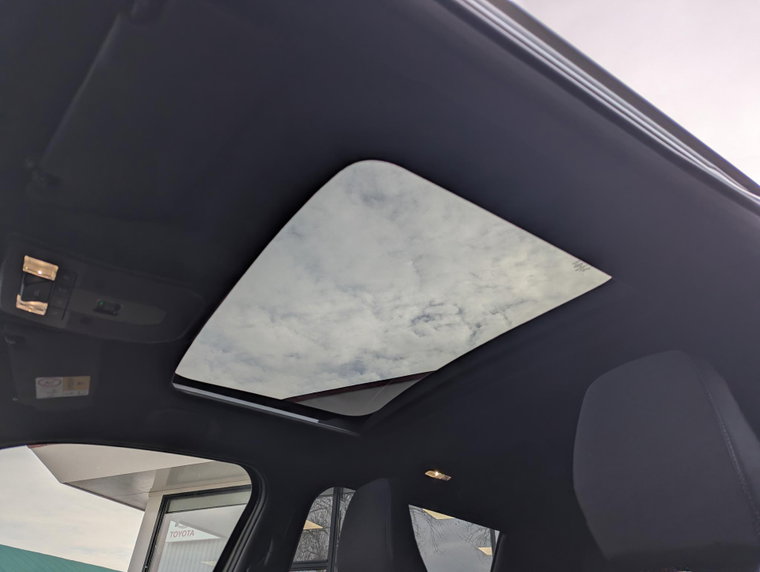 Vehicle Image 22