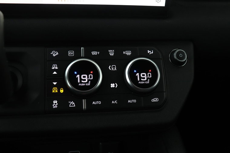 Vehicle Image 33