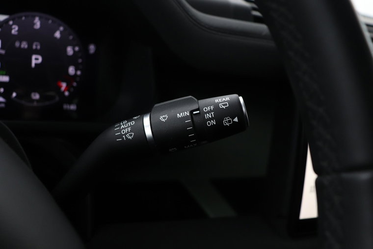 Vehicle Image 39